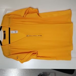 New York & Co V Neck Zip Front Blouse